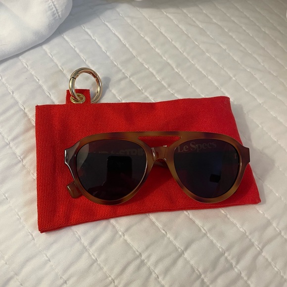 Le Specs The Jetties — Vintage Tort - Vintage Tort × SOLID-STRIPED - Picture 8 of 8